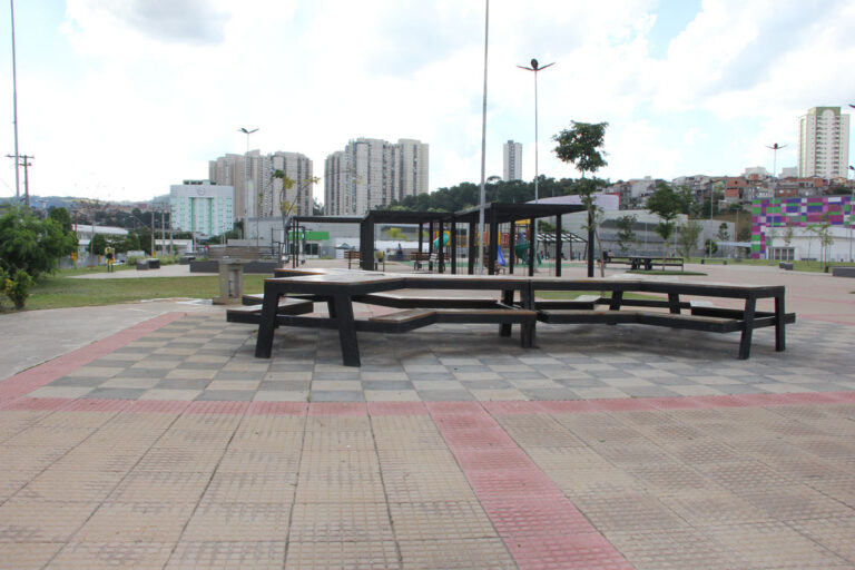 Praca-Vila-Porto-Barueri-10-Frechaltore-Construtora