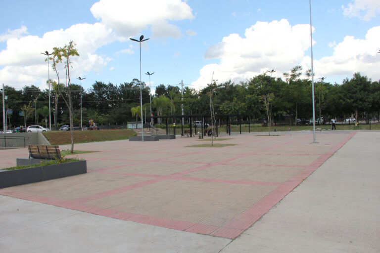 Praca-Vila-Porto-Barueri-11-Frechaltore-Construtora